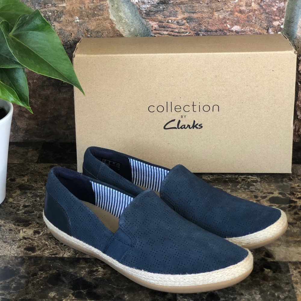 BRAND NEW Clarks DAN SLIP-ON shoes - Picture 4 of 5